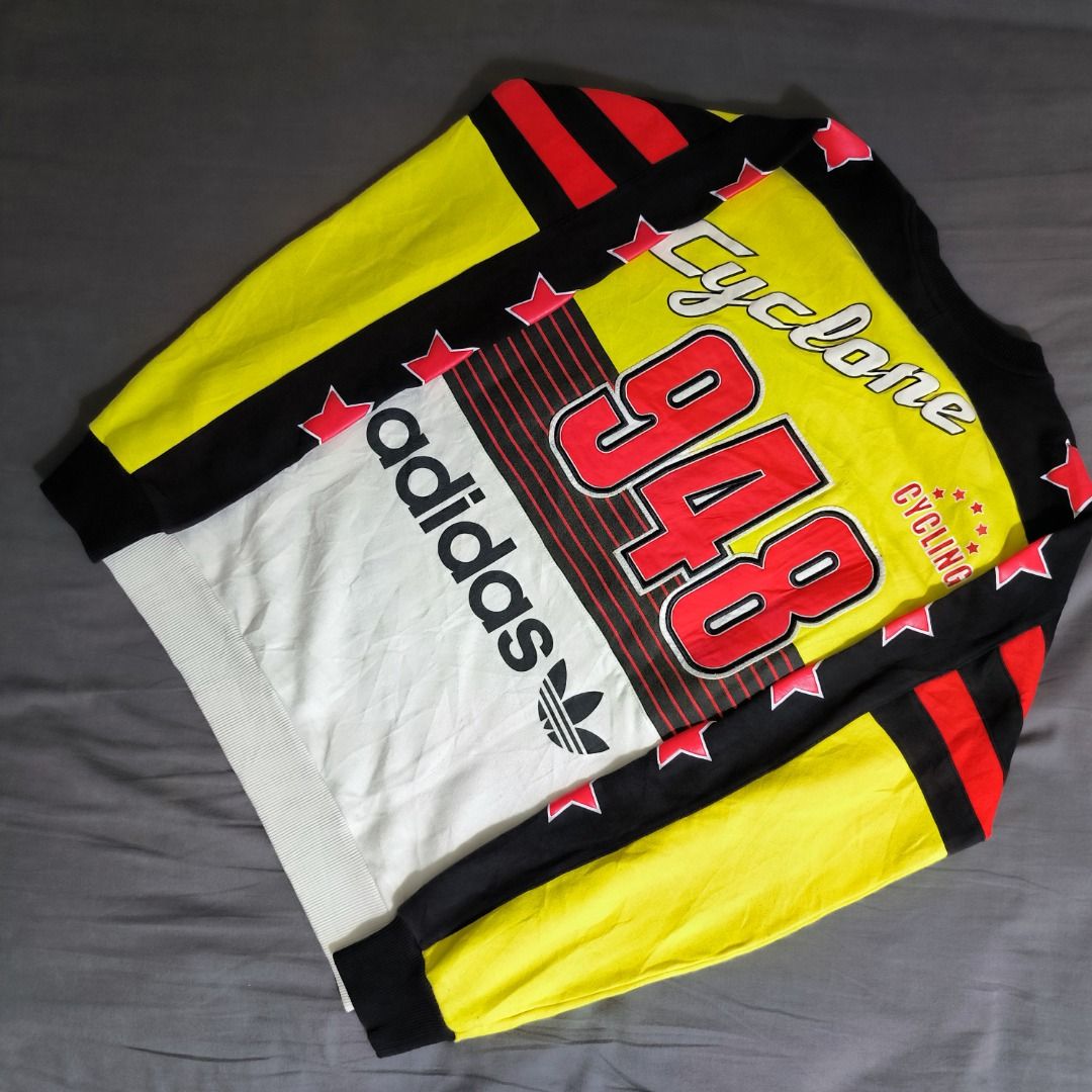 Adidas cyclone sweatshirt top