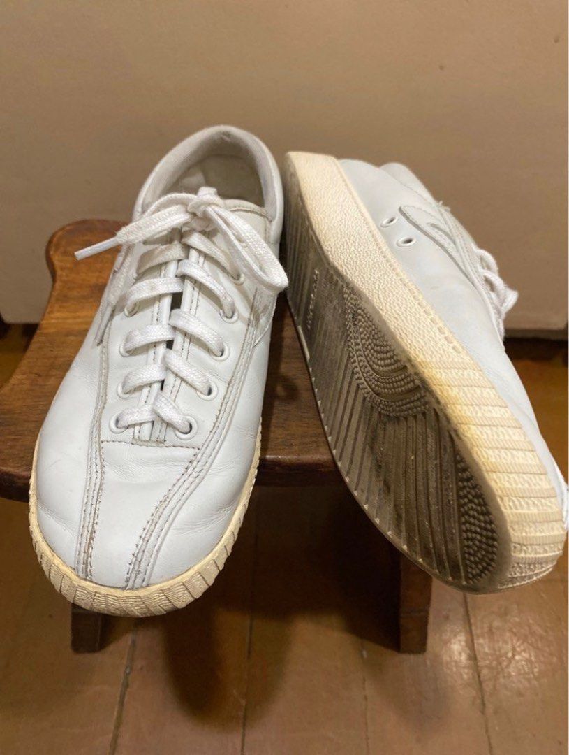 Tretorn All white Leather Sneakers Women s Fashion Footwear Sneakers on Carousell