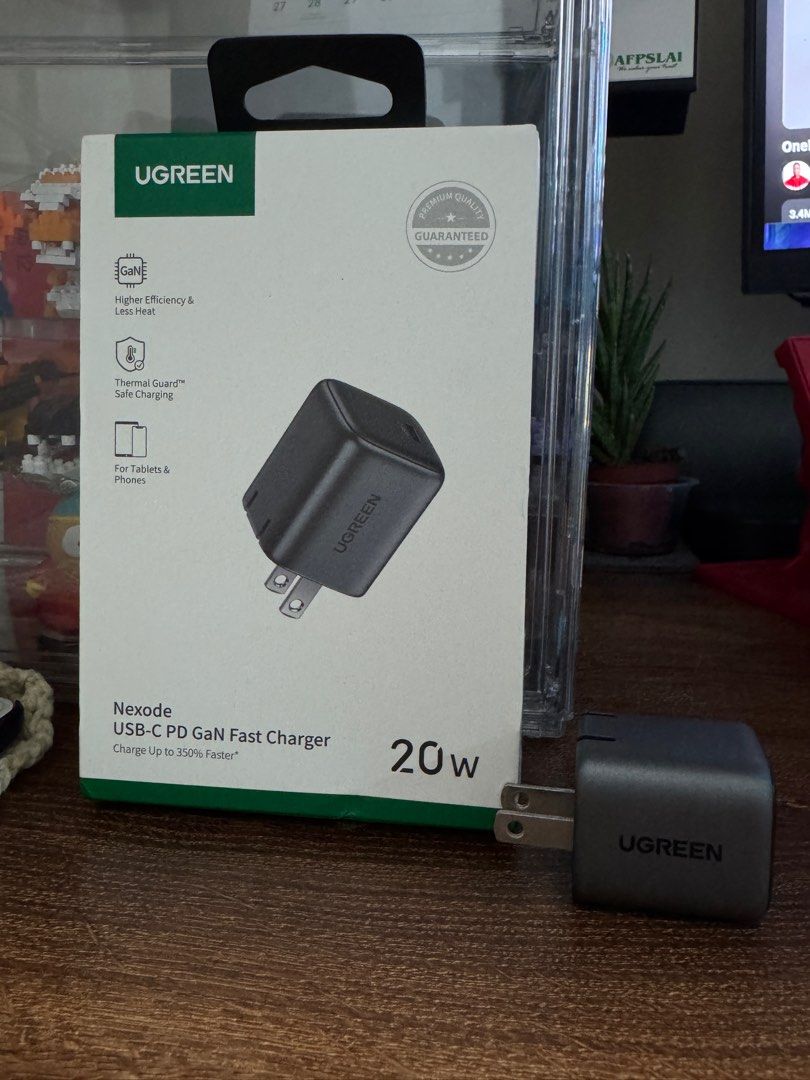 Ugreen Nexode Gan 20w type c charger (Category: Chargers & Cables) located in Quezon City. Submitted by kliffdeuna (Listing ID 1331188269, Image 1). Description: NOTE: Charging brick ONLY no cable Slightly used to charge up iphone. Can be passed as brand new Bought this for 369 pesos Selling for 200 pesos Buyer will shoulder sf Location: Tandang Sora, QC Rfs: upgraded to robogan charger .