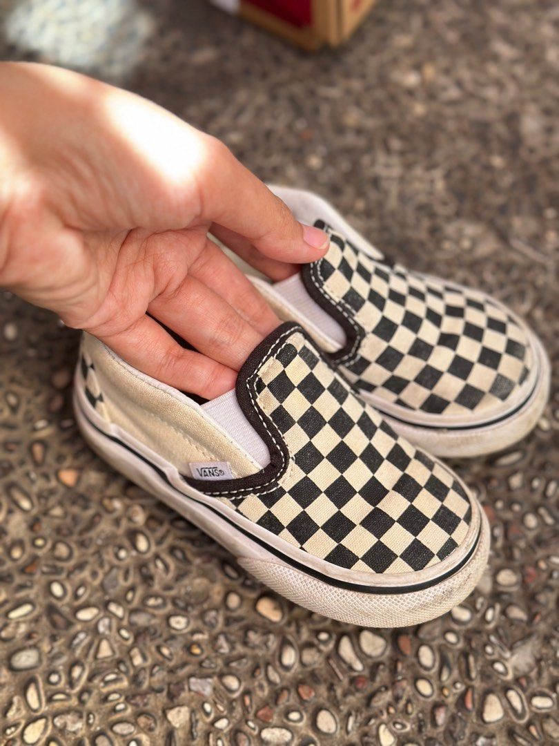 Vans slip on ori Bayi Anak Baju Anak Perempuan 1 hingga 3 tahun di Carousell