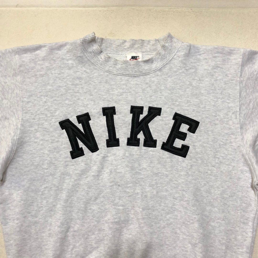VINTAGE 90s NIKE Embroidered Big Spellout Logo Sweatshirt