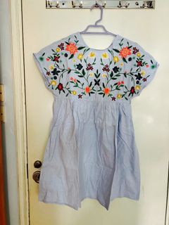 民族風藍色花花上衣 Floral Top64235213220482110