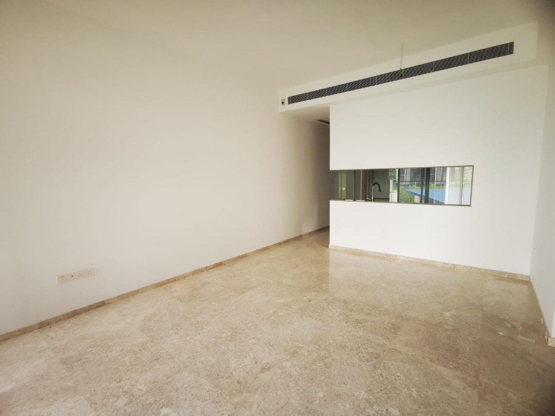 (Category: ) located in . Submitted by shichangtan (Listing ID 1331361046, Image 1). Description: .