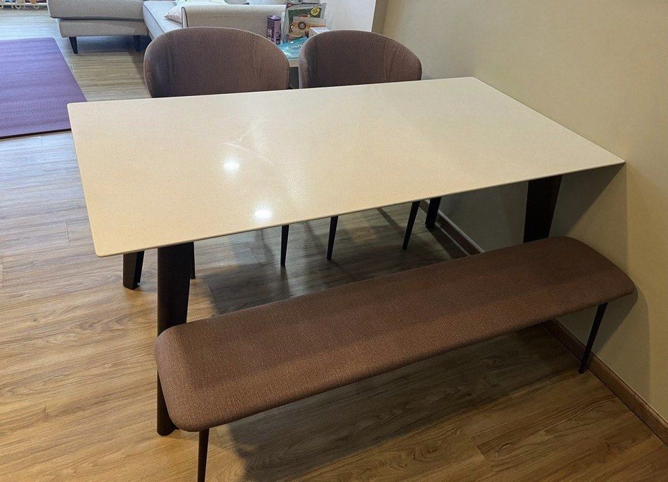 Dining Table (Category: Tables & Sets) located in Singapore. Submitted by mazzara (Listing ID 1331384212, Image 1). Description: 160x80x74cm.Self collect/transport at Sumang Walk. Thank you.