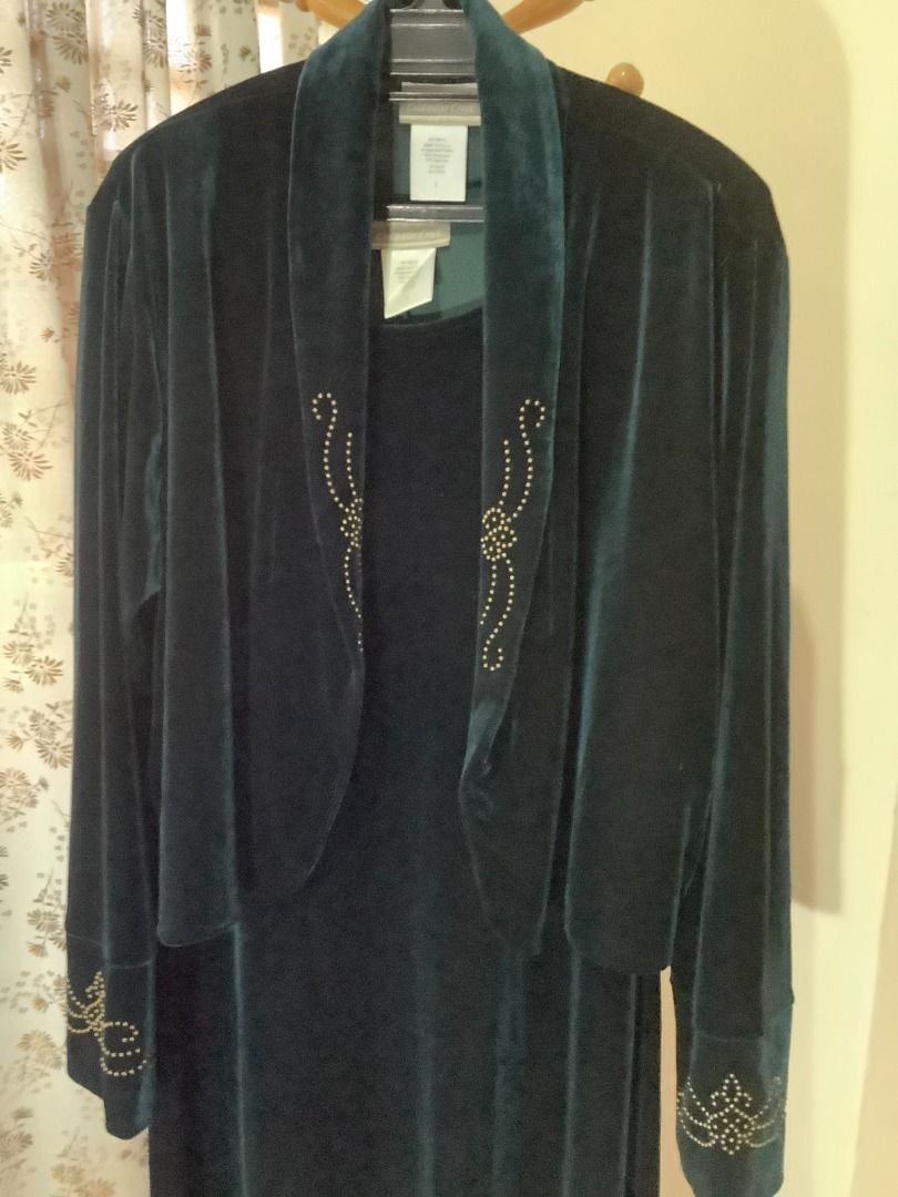 Coldwater creek formal wear store