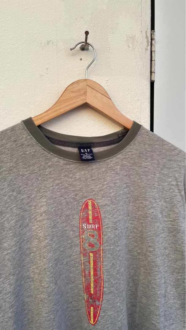 Gap Ringer (Category: Tshirts & Polo Shirts) located in Batu Pahat. Submitted by hiilmann (Listing ID 1331236458, Image 2). Description: Gap Ringer - P21.5 L27.5 Rm13.