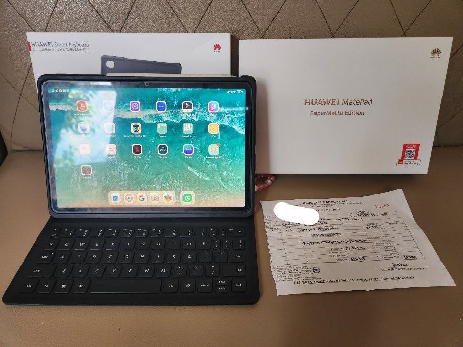 Huawei Matepad Papermatte 11” Credit Card Accepted (Category: Android) located in Pasay City. Submitted by behonestdear (Listing ID 1331350197, Image 1). Description: Huawei Matepad Papermatte 11inches Bought last dec. 2023 sa Uptown mall for almost 30k With Receipt Box Magnetic keyboard case M-pencil 128gb/8gb ram rfs: di nagagamit. nakabili na z-fold. yun gamit.