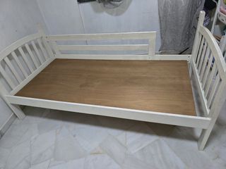 (Category: ) located in . Submitted by jiayi2014 (Listing ID 1331230943, Image 1). Description: .