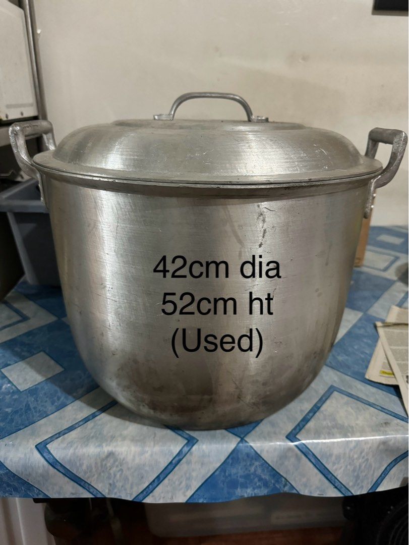 Kaldero big (Category: Cookware & Accessories) located in Caloocan City. Submitted by pdl198871557 (Listing ID 1331345539, Image 1). Description: Used once only Rfs: need to dispose asap. No more storage room. .