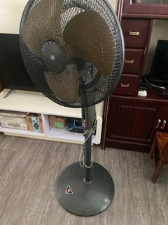 (Category: ) located in . Submitted by darren7780 (Listing ID 1331240676, Image 1). Description: .
