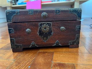 (Category: ) located in . Submitted by e.garagesale (Listing ID 1331302958, Image 1). Description: .
