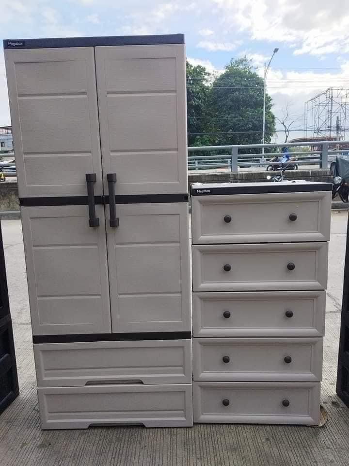 Megabox drawers & cabinets original (Category: Shelves, Cabinets & Racks) located in Pasig City. Submitted by gammad_05 (Listing ID 1331256212, Image 2). Description: Mega box drawers & cabinets Original & brand new Beige & gray color 4&5Layers Wardrobe Utility Store locations : 11 M.H del pilar st. San nicolas pasig city Fb page: Czy zab baby needs CZ baby stuffs 2 Store operating: Tuesday - Sunday 9:00 am - 7:00 pm For walkins look for bob & ca