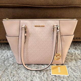 (Kategori: ) berada di . Dikirim oleh preloved_garage12 (ID iklan 1331364370, Gambar 1). Deskripsi: .