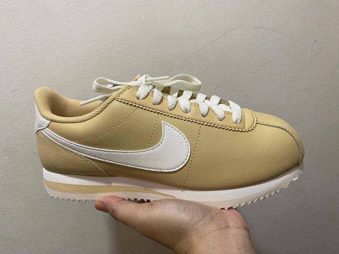 New nike cortez 219 top