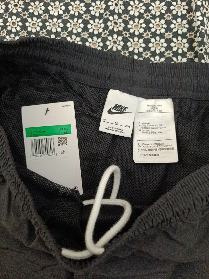 Nike XL shorts. Stussy x Nike Short Black, 男裝, 褲＆半截裙, 短褲 Carousell