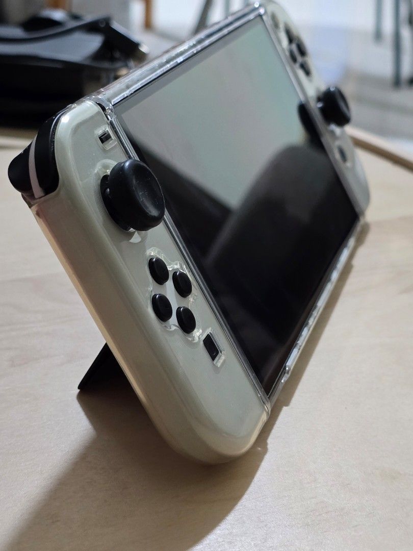 Nintendo Switch OLED with controller, Video Gaming, Video Games