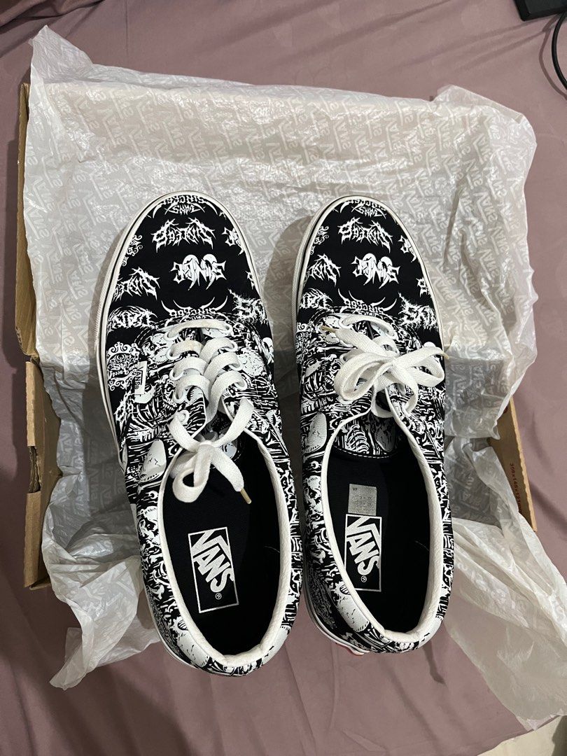 Preloved Vans Era Forgotten Bones baru 2x pakai