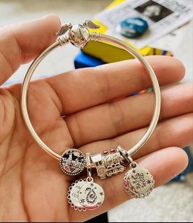Sale✨Pandora x harry potter snitch bangle with set of HP charms