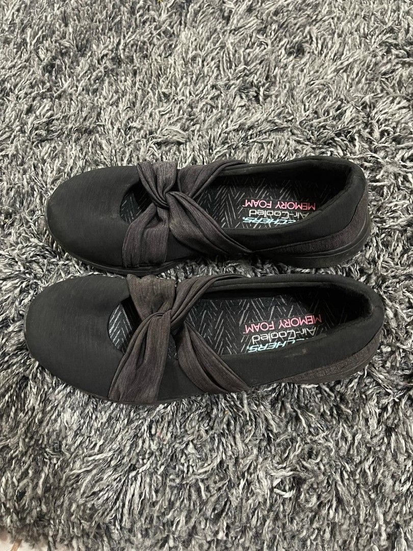 Microburst knot concerned skechers clearance