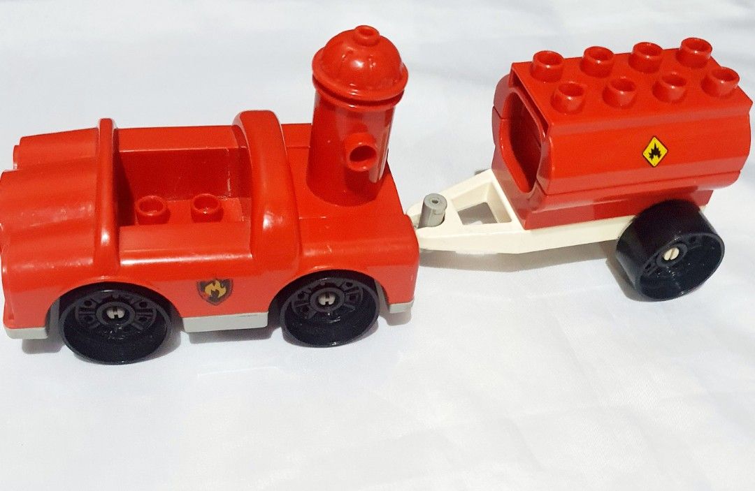 Train lego toy (Category: Lego & Building Sets) located in Las Pinas. Submitted by cherry_luvs_dresses (Listing ID 1331355211, Image 2). Description: good as new high quality cute toy.