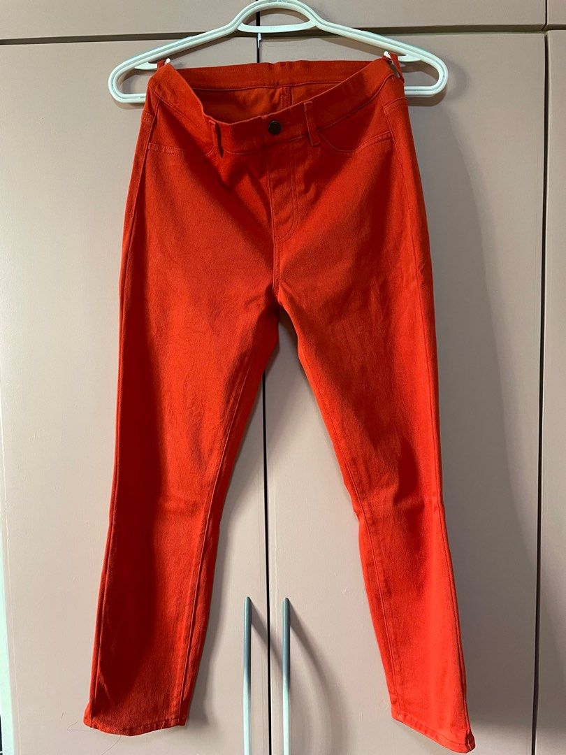 Uniqlo orange jeggings (Category: Other Bottoms) located in Makati City. Submitted by kimb12 (Listing ID 1331266428, Image 1). Description: .