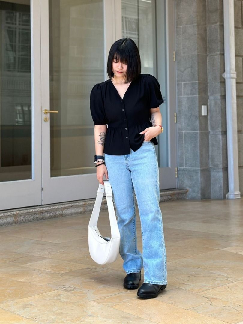 Uniqlo Rayon Lawn V-Neck Volume Sleeve Short Sleeve Blouse - Main Image