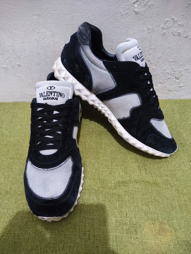 Valentino Soul Am Sneaker Black White Suede Size 40 26Cm Italy Fesyen Pria Sepatu Sneakers di Carousell
