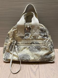 （分類：）位於 。 由 bckai 提交（商品編號 1331330584，圖片 1）。簡介： 。