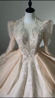 (Category: ) located in . Submitted by bridaloutfitonlinerental (Listing ID 1331282889, Image 1). Description: .