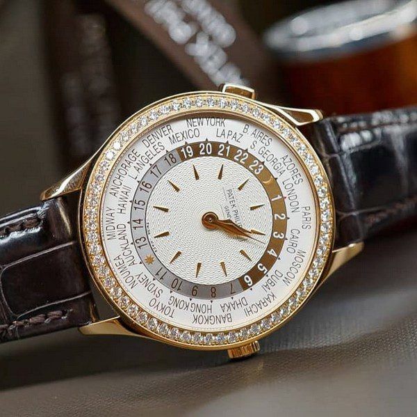 2015 Patek Philippe 7130R World Time Complication Rose Gold Luxury Watches on Carousell