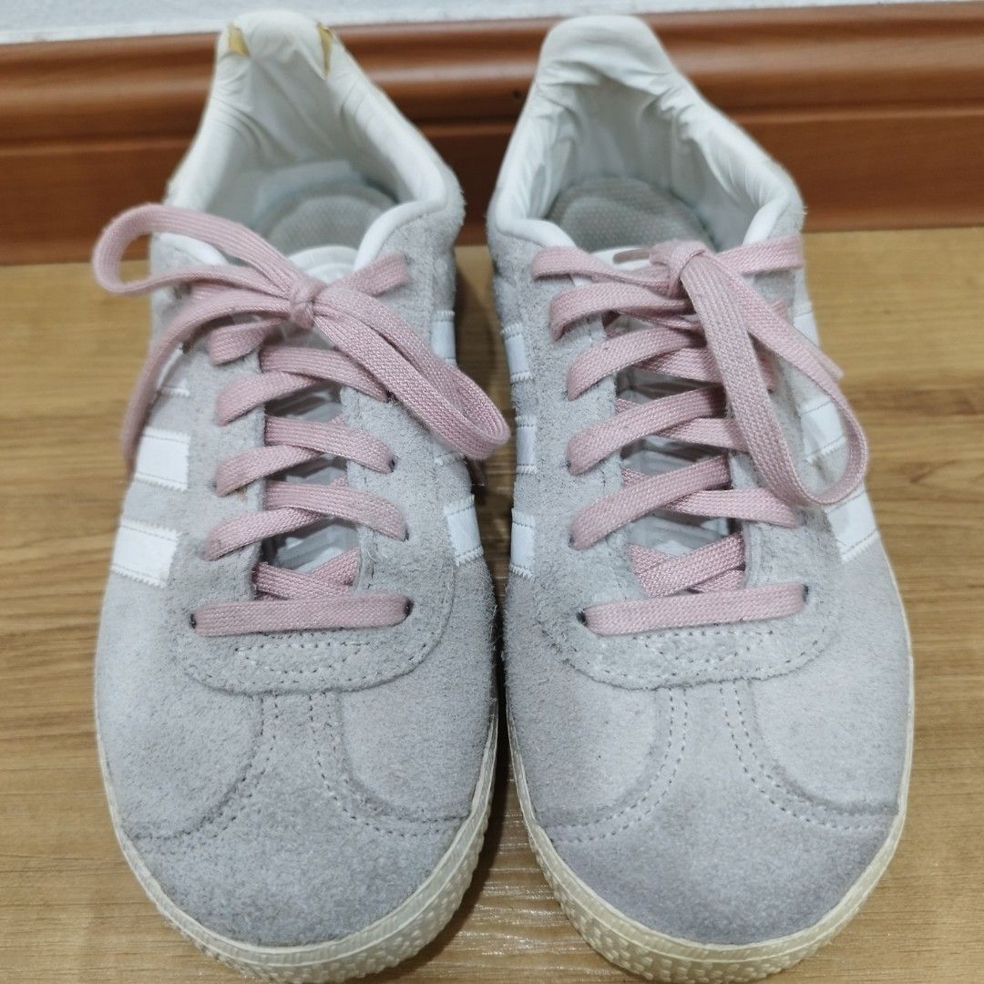 ADIDAS GAZELLE Pink Suede 21cm, Babies & Kids, Babies & Kids Fashion on  Carousell