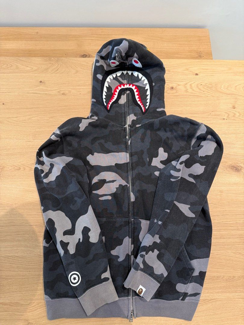 Bape Shark Camo Hoodie Aoyama exclusive ultra rare Medium