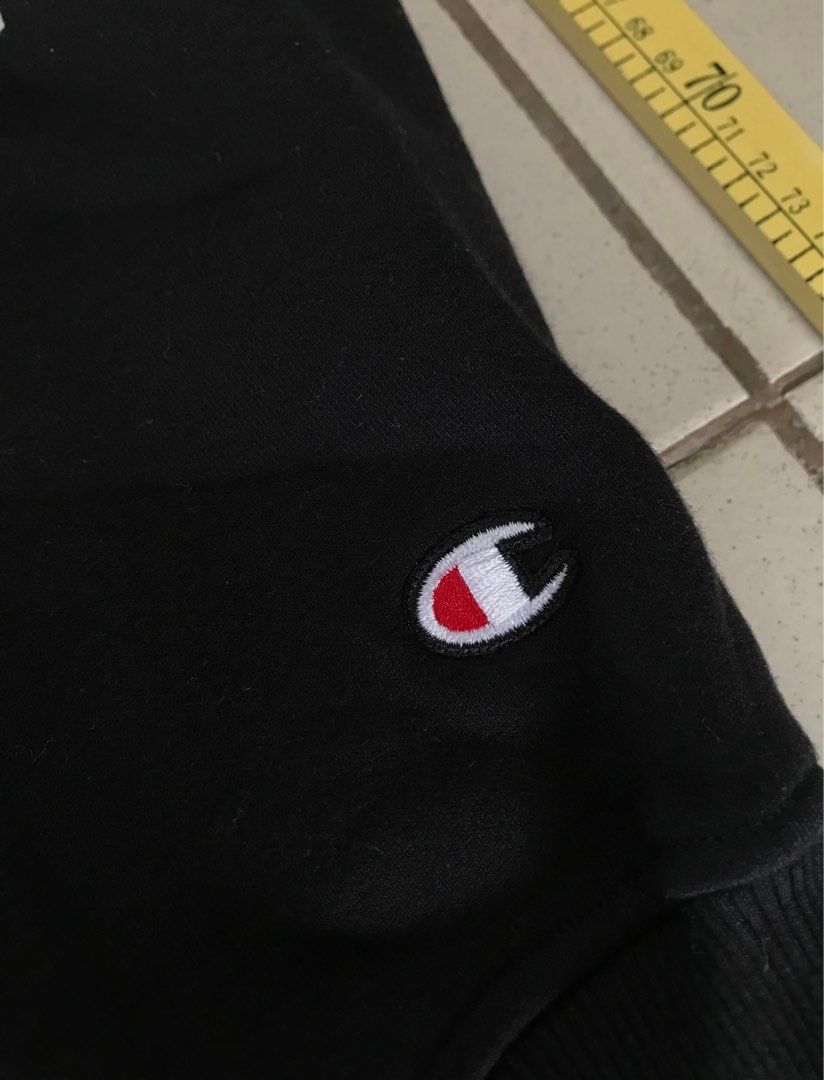 Black Champion Hoodie (Category: Coats, Jackets and Outerwear) located in Pasay City. Submitted by psyche__ (Listing ID 1329065080, Image 2). Description: Size 3XL Authentic and Rare!.