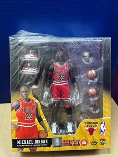 MAFEX NBA マイケルジョーダン JORDAN CHICAGO フィギュア MAFEX