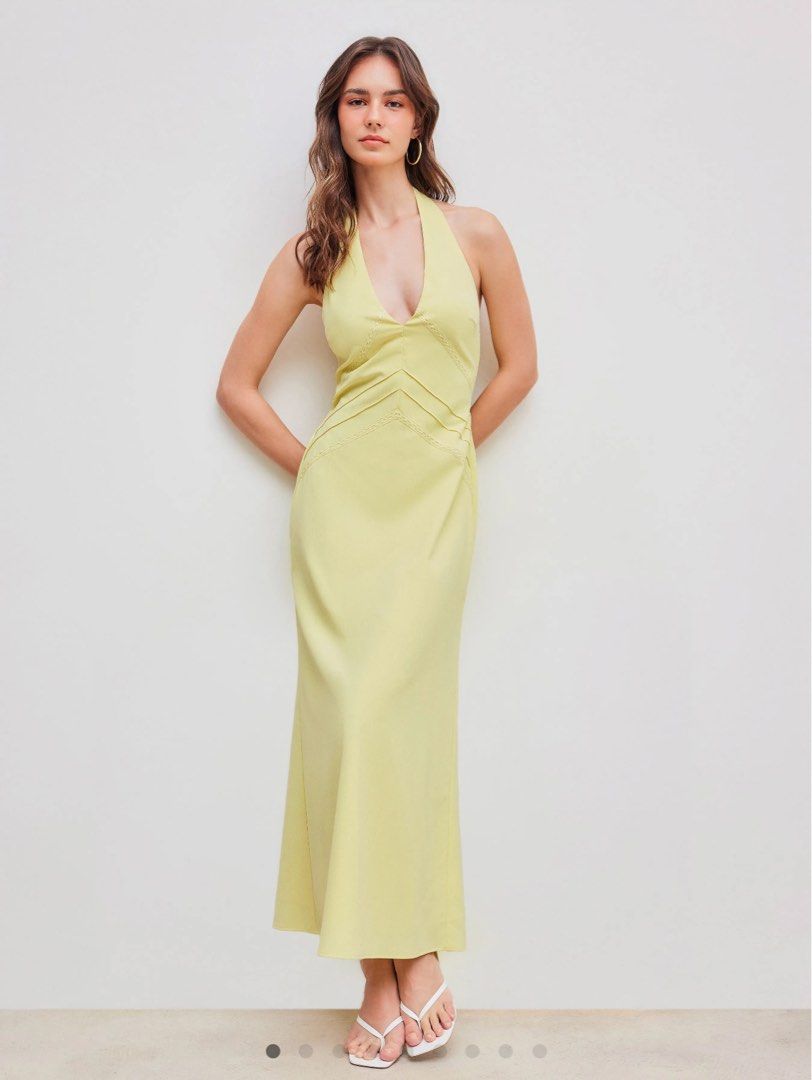 Cider Yellow Halter Solid Shirred Knotted Maxi Dress, Women's Fashion, Dresses & Sets, Dresses on Carousell Cider Yellow Halter Solid Shirred Knotted Maxi Dress, Women's Fashion, Dresses & Sets, Dresses on Carousell