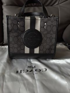 （分類：）位於 。 由 april918 提交（商品編號 1331490330，圖片 1）。簡介： 。