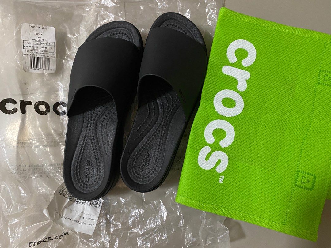 Crocs Women Brooklyn Slide (original) (Category: Slippers and slides) located in Bolinao. Submitted by ljs.shop (Listing ID 1331504952, Image 3). Description: Used Once Like New Size 34-35 OP: 3500 Free Sf Mode of payment: GCASH Courier: j&t.