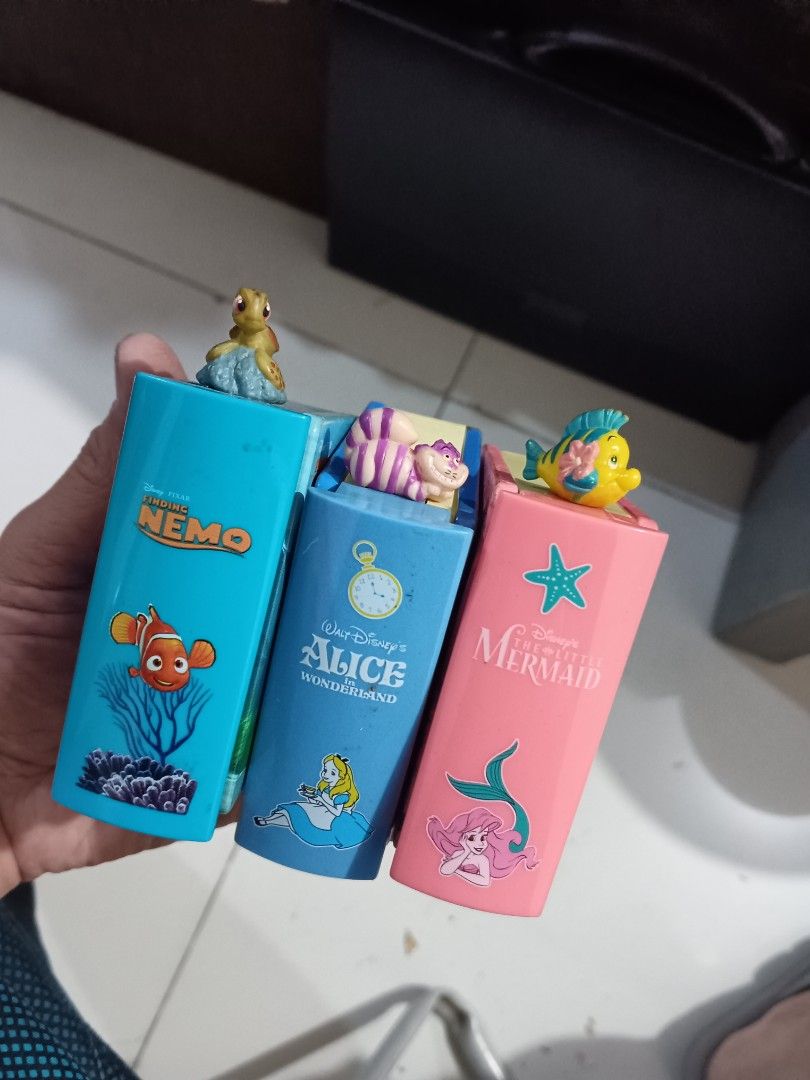 Disney ariel book (Category: Children's Books) located in Santa Rosa. Submitted by toys_r_here (Listing ID 1331405890, Image 1). Description: 160 each na o open po alice sold As is po Pa check nlng ng condition sa pics What you see is what you get Shipping fee sa buyer haggle pwede PM ME FOR MORE QUESTIONS First to pay gets the item ship pwed din Alabang town center.