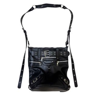 (Category: ) located in . Submitted by curatedgarments (Listing ID 1331507752, Image 1). Description: .