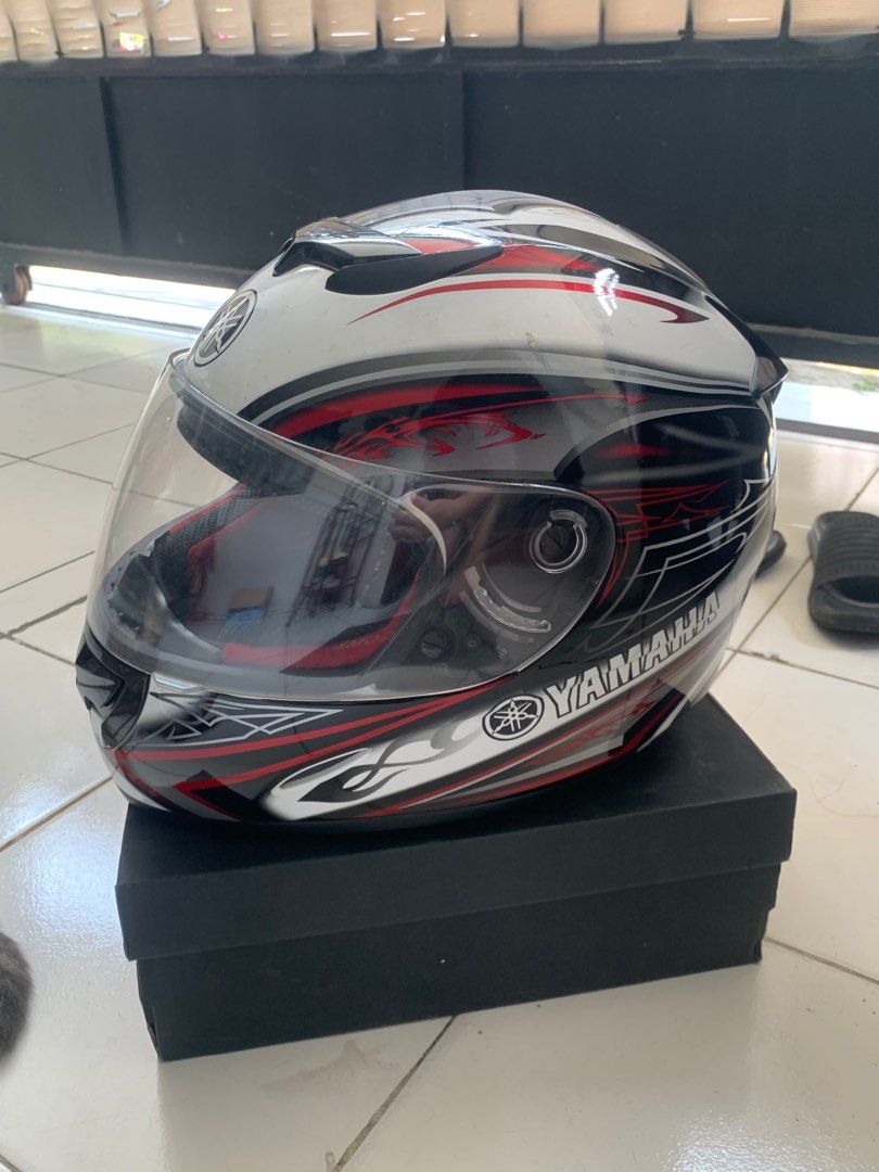 HELM YAMAHA FULL FACE ORIGINAL XL Aksesoris Mobil di Carousell