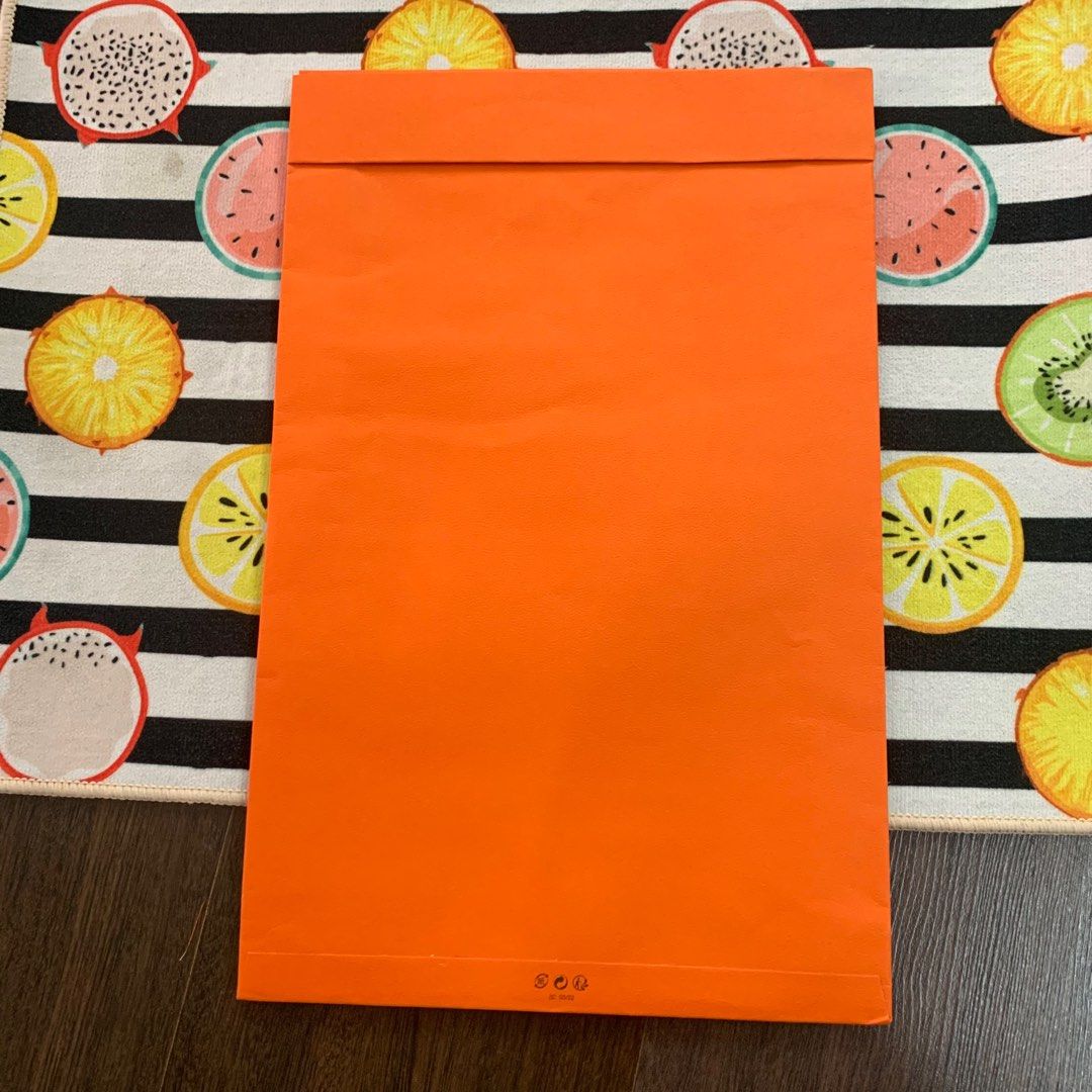 Hermes Sleeve (Category: Luxury Accessories) located in Manila. Submitted by thekidshop (Listing ID 1331523363, Image 2). Description: 17x11 inches .