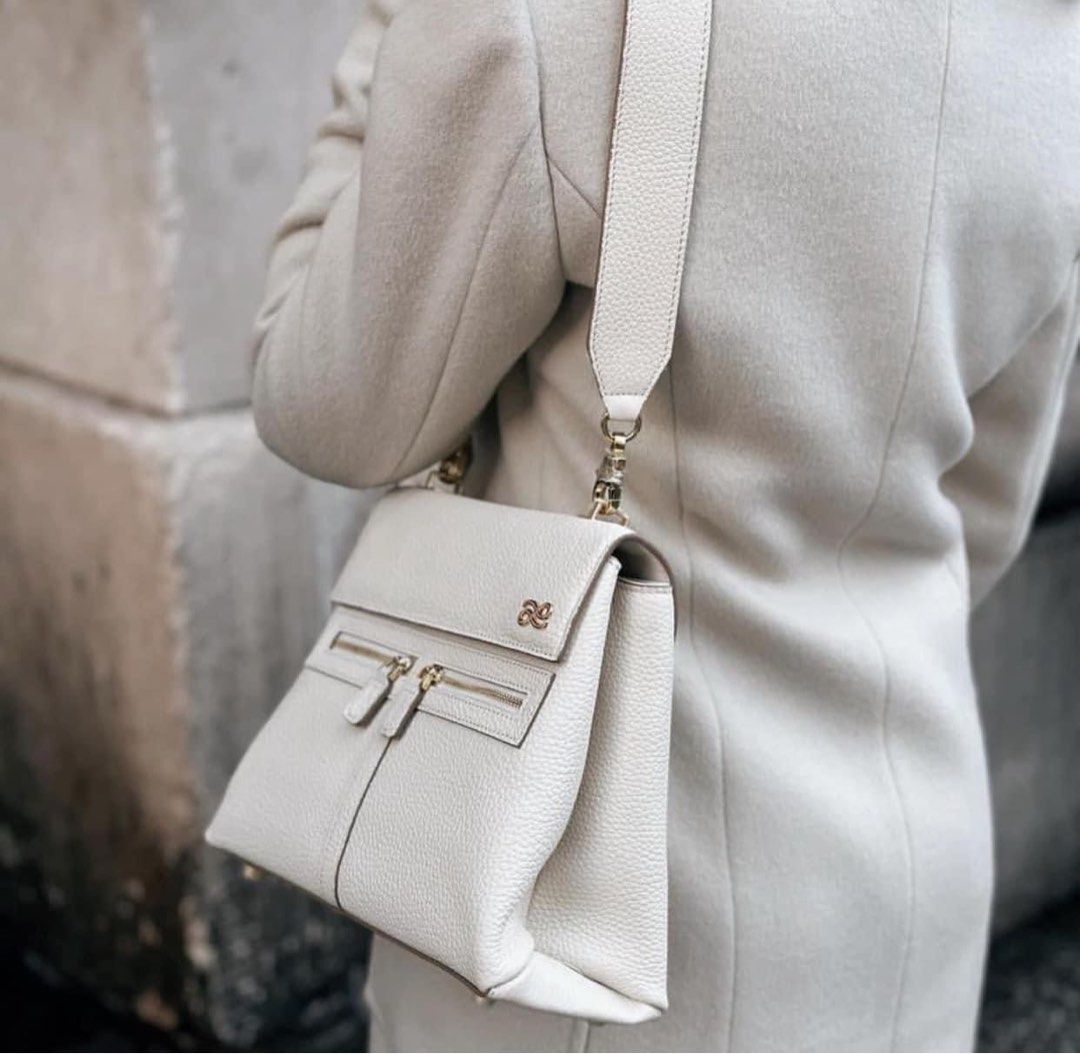 HOLB clara pu (Category: Cross-body Bags) located in Quezon City. Submitted by _itsA (Listing ID 1331539191, Image 2). Description: with eco bag and straps Rfs: got a new bag. Negotiable for sure buyer For pick up only QC area.