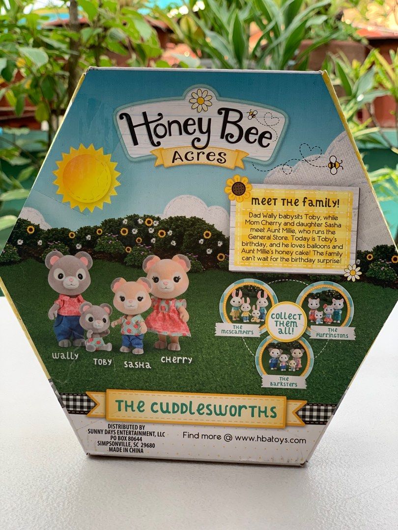 Honey Bee Acres The Cuddlesworths (Category: Plushies & Soft Toys) located in Malabon City. Submitted by kirstenandmikaelsonlinestore (Listing ID 1331451274, Image 3). Description: .