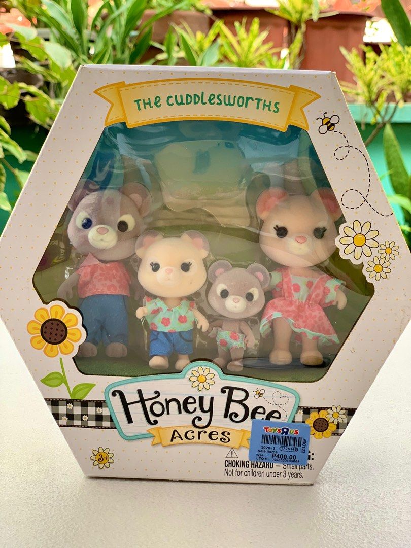 Honey Bee Acres The Cuddlesworths (Category: Plushies & Soft Toys) located in Malabon City. Submitted by kirstenandmikaelsonlinestore (Listing ID 1331451274, Image 2). Description: .