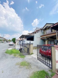 (Category: ) located in . Submitted by faddin.974 (Listing ID 1331431019, Image 1). Description: .