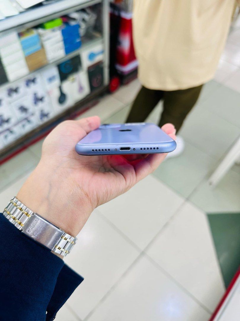 Iphone 11 128gb Good Batt FU No issue (Category: iPhone 11 Series) located in San Juan City. Submitted by javedsgadgetshop (Listing ID 1331532166, Image 2). Description: OPEN FOR INSTALLMENT VIA CREDIT CARD/GGIVES/SPAY/BILLEASE & SWAP/TRADE-IN! BUY AND SELL! Quick Specs : Iphone 11 •128gb •NTC Variant •Good batt health •Factory Unlock •95% Smoothness •No hidden issue | No Repaired •100% Authentic | Not Refurbished •w/ OEM Charger & store warranty