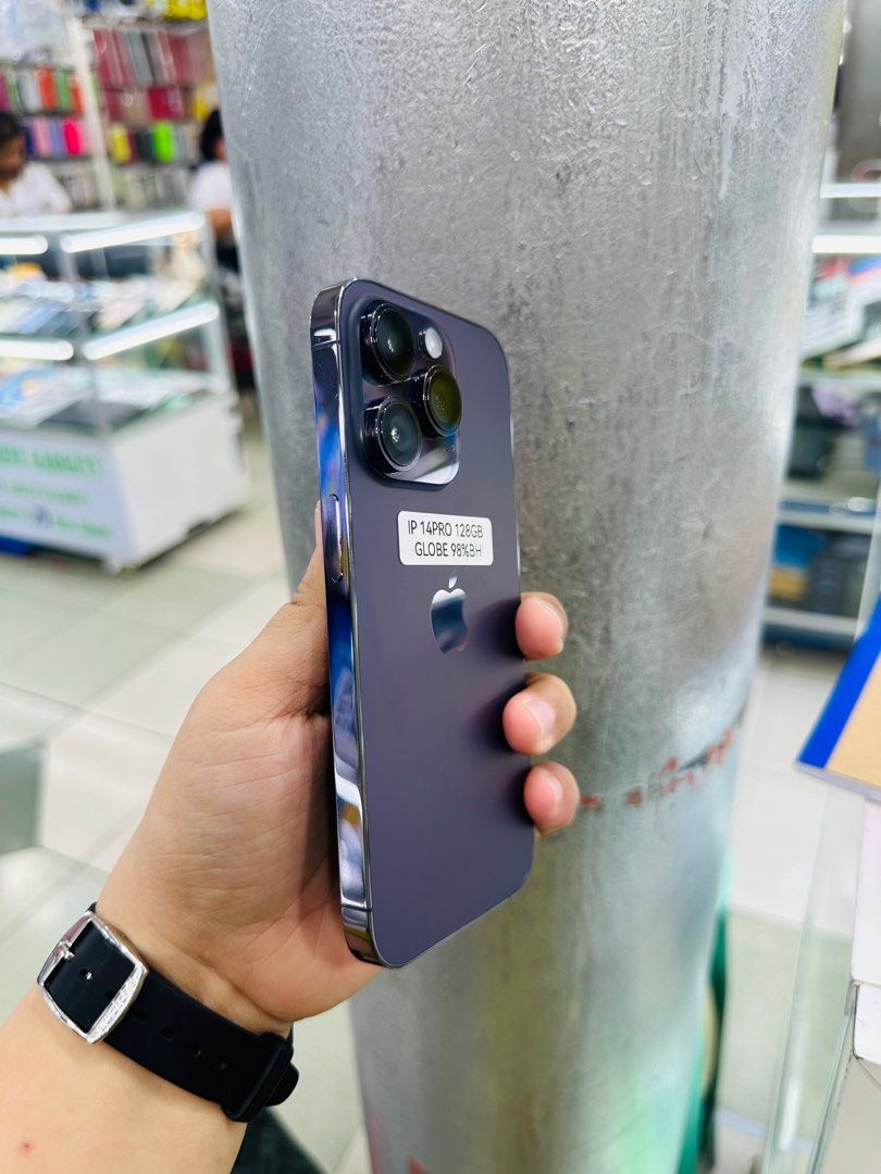 Iphone 14 Pro 128gb 98% batt Globelocked NTC (Category: iPhone 14 Series) located in San Juan City. Submitted by javedsgadgetshop (Listing ID 1331538132, Image 3). Description: OPEN FOR INSTALLMENT VIA CREDIT CARD/GGIVES/SPAY/BILLEASE & SWAP/TRADE-IN! BUY AND SELL! Quick Specs : Iphone 14pro •128gb •NTC Variant •98% batt health •Globelocked •95% Smoothness •No hidden issue | No Repaired •100% Authentic | Not Refurbished •w/ OEM Charger & store wa