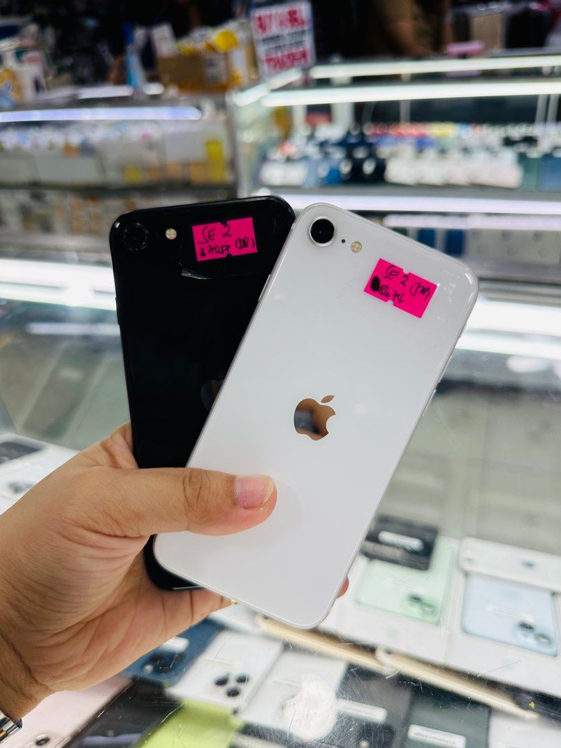 Iphone SE 2020 128gb Good Batt FU (Category: iPhone SE Series) located in San Juan City. Submitted by javedsgadgetshop (Listing ID 1331504372, Image 1). Description: OPEN FOR INSTALLMENT VIA CREDIT CARD/GGIVES/SPAY/BILLEASE & SWAP/TRADE-IN! BUY AND SELL! Quick Specs : Iphone 16promax (Brandnew) •256gb •HK Variant •100% batt health •Factory Unlock •100% Smoothness •No hidden issue | No Repaired •100% Authentic | Not Refurbished •w/ OEM Charger & s