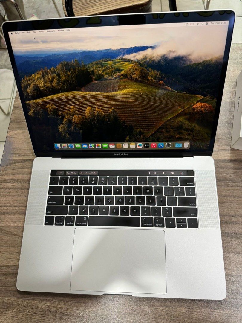 Macbook Pro 2018 16/256gb 15inch