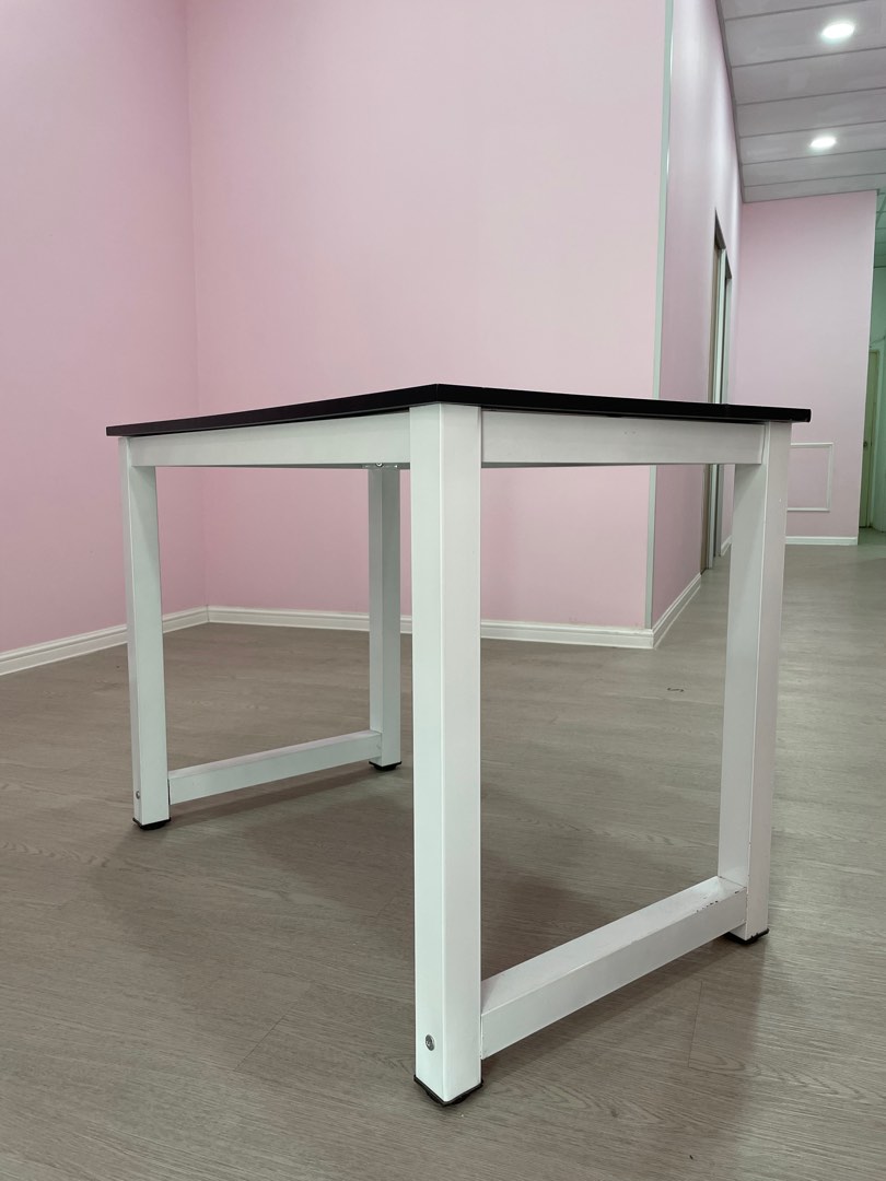 Meja belajar / kerja, Furniture & Home Living, Furniture, Tables & Sets
